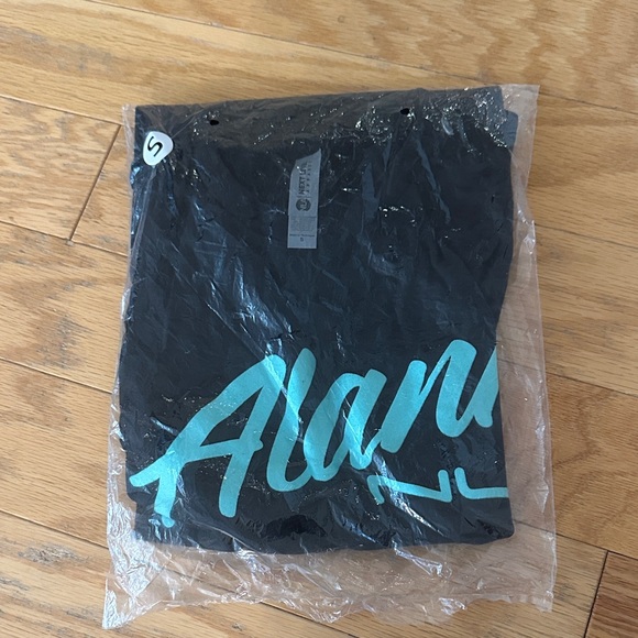 Alani Nu Black and Teal Graphic T-Shirt - Small - New - Picture 1 of 4